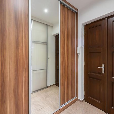 10 Min City Centre 5 People Apartment, Free Coffee Прага Экстерьер фото